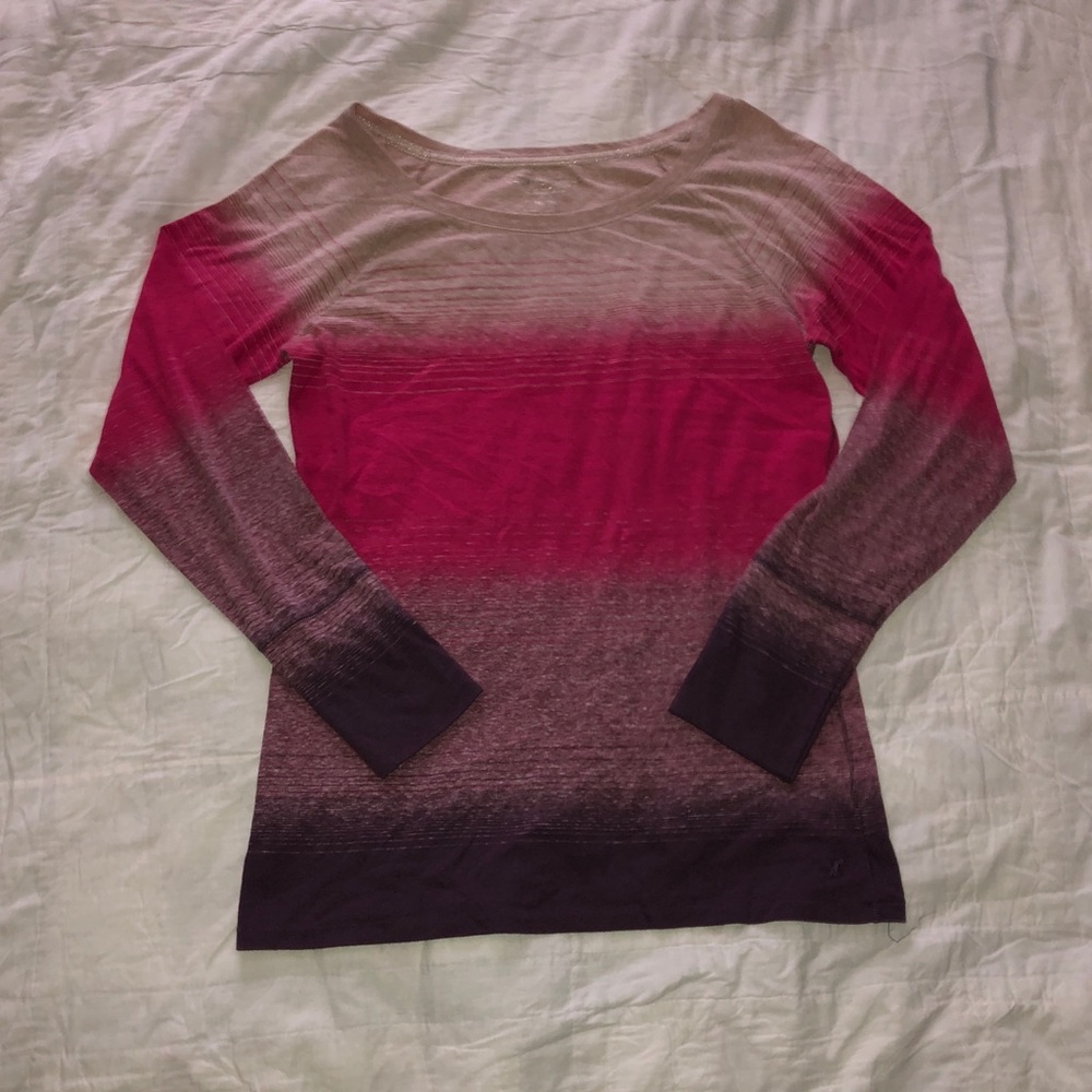 American Eagle Long Sleeve T-shirt